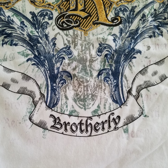 The Realty Brotherly Large Tshirt - Picture 4 of 8
